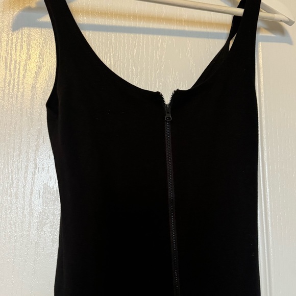 Forever, 21 black zipper dress - Picture 2 of 2